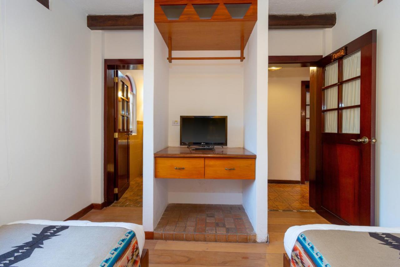 Acoma Hotel Otavalo Bagian luar foto